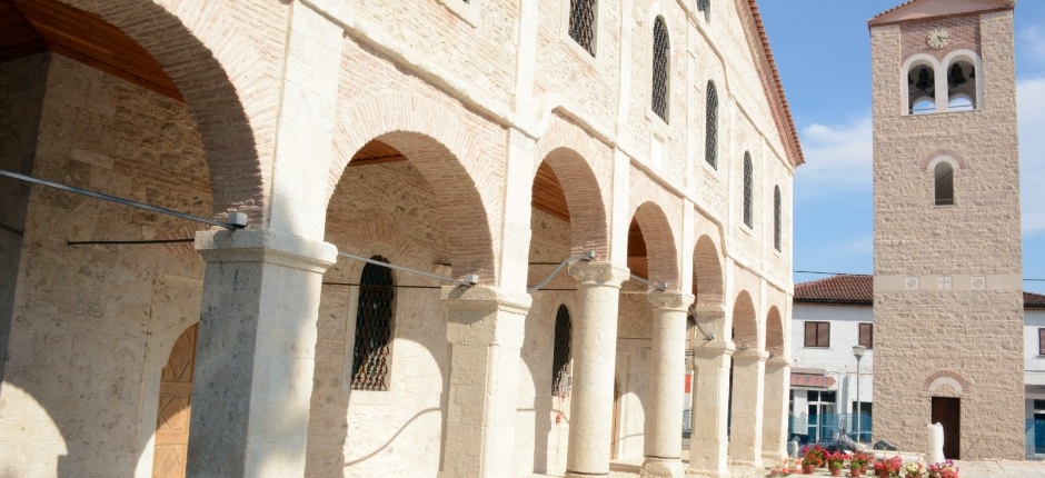 Ιερός Ναός Αγίου Γεωργίου Γουμένισσας Ιερός Ναός Αγίου Γεωργίου Γουμένισσας