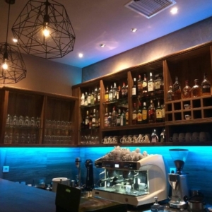 Κεντρικόν cafe-bar